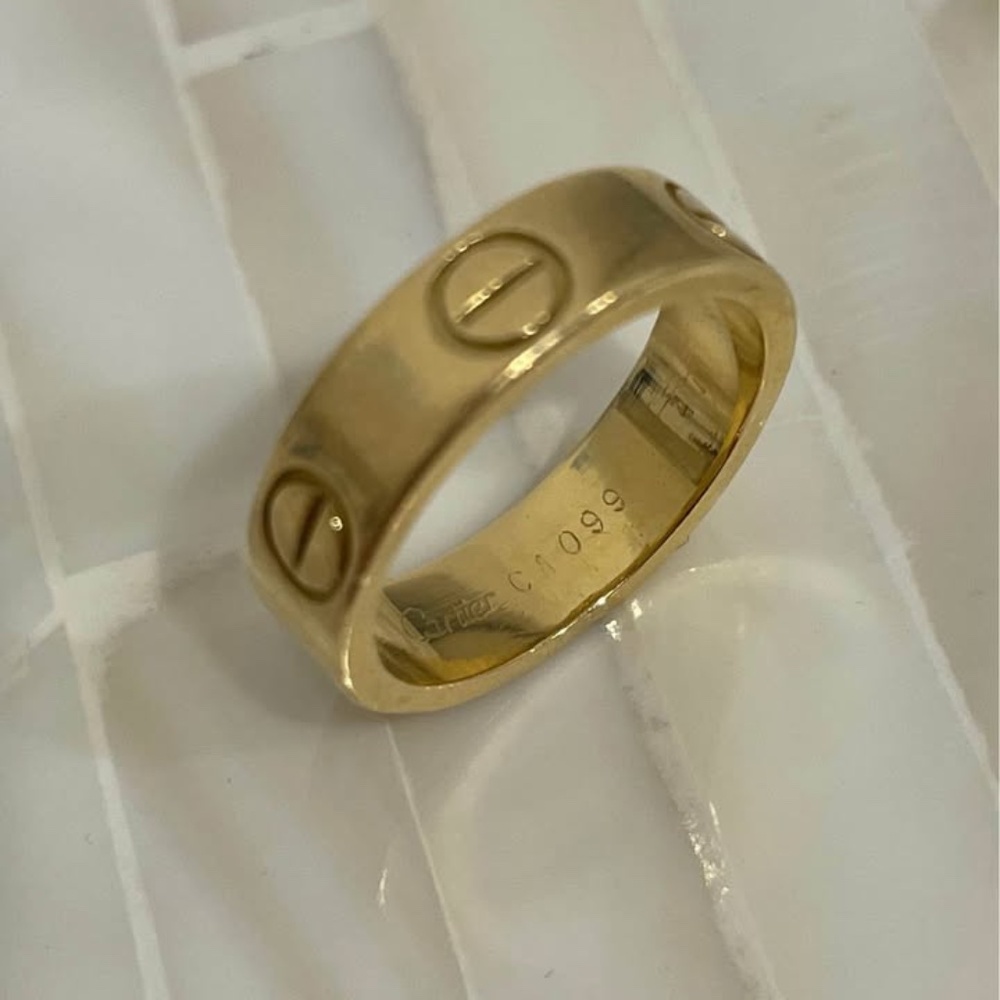 ✨ Vintage Gold Cartier Love Ring – Size 4 / 47 – Solid Gold ✨